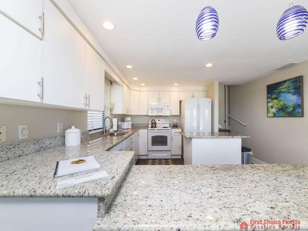Beach Retreat Kitchen
