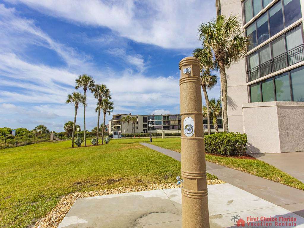 Anastasia Condo 303 Beach Shower