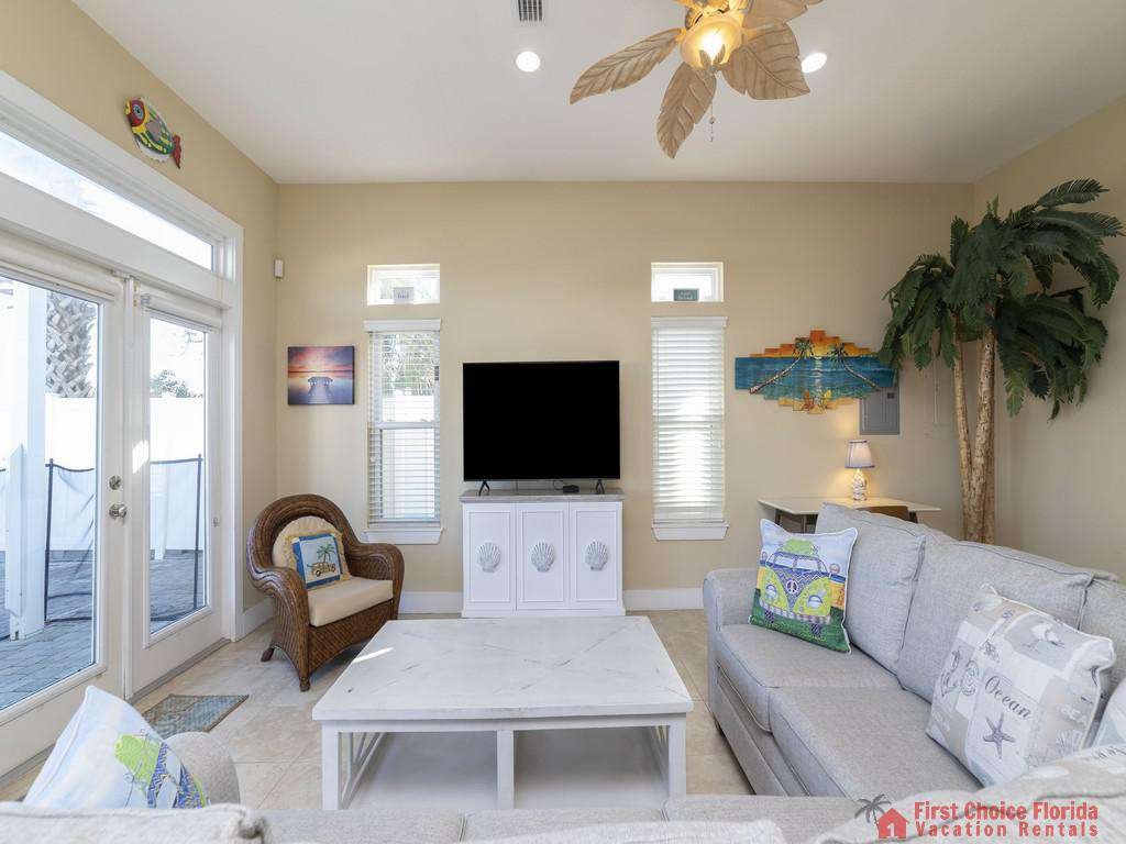 A Peace of Paradise Family Room TV and Couch