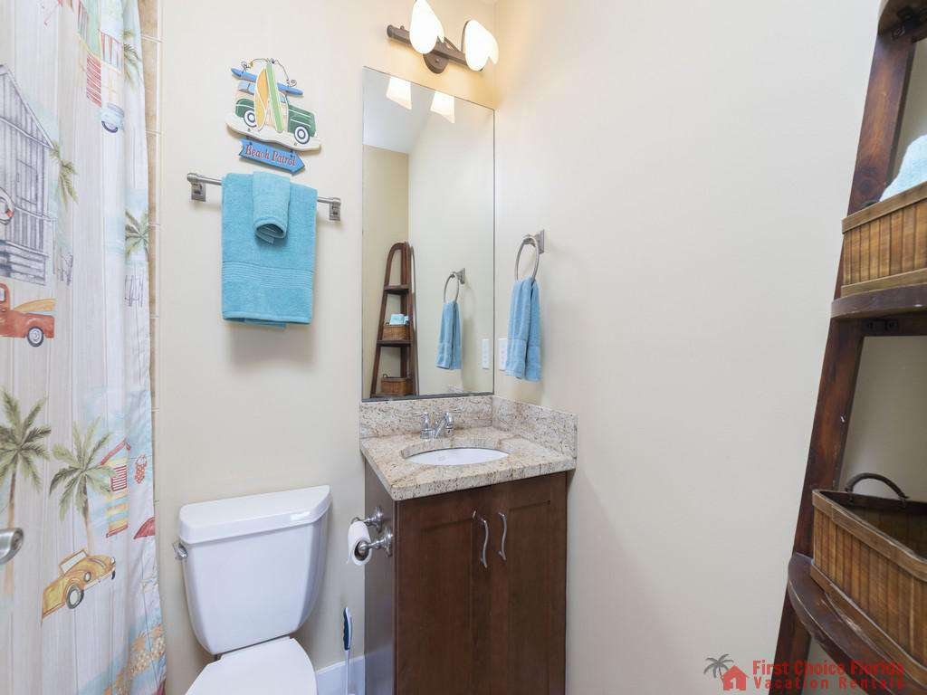 A Peace of Paradise Guest Bedroom Bathroom