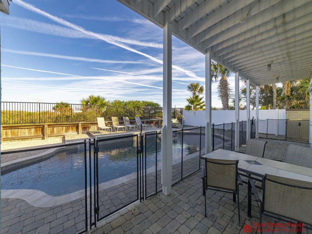 A Peace of Paradise Patio with Pool