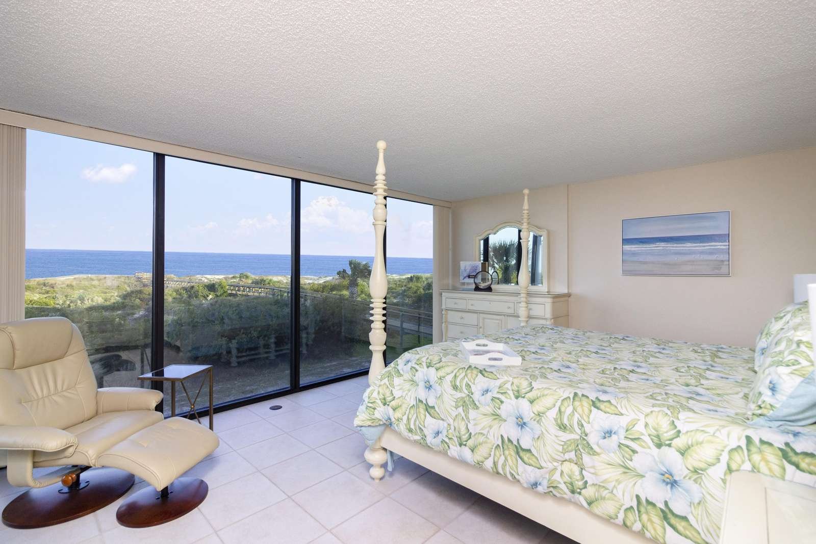 Master Bedroom with  Great Oceanfront Views!
