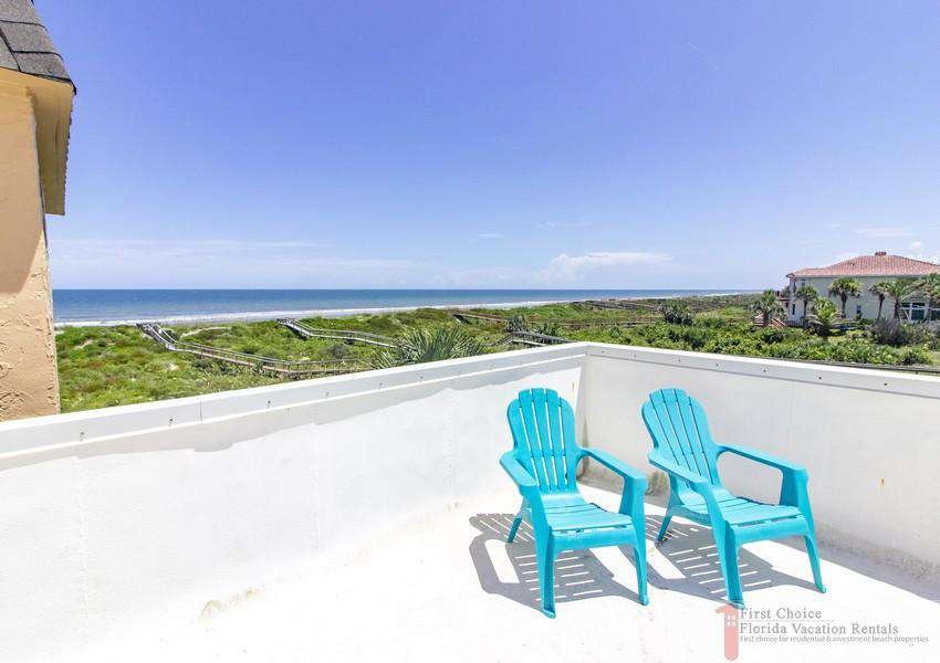 Large Private Oceanfront Balcony