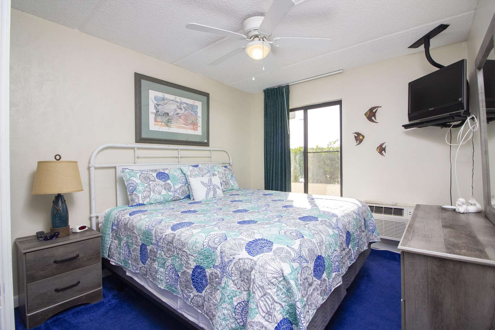 Master Bedroom - King Bed