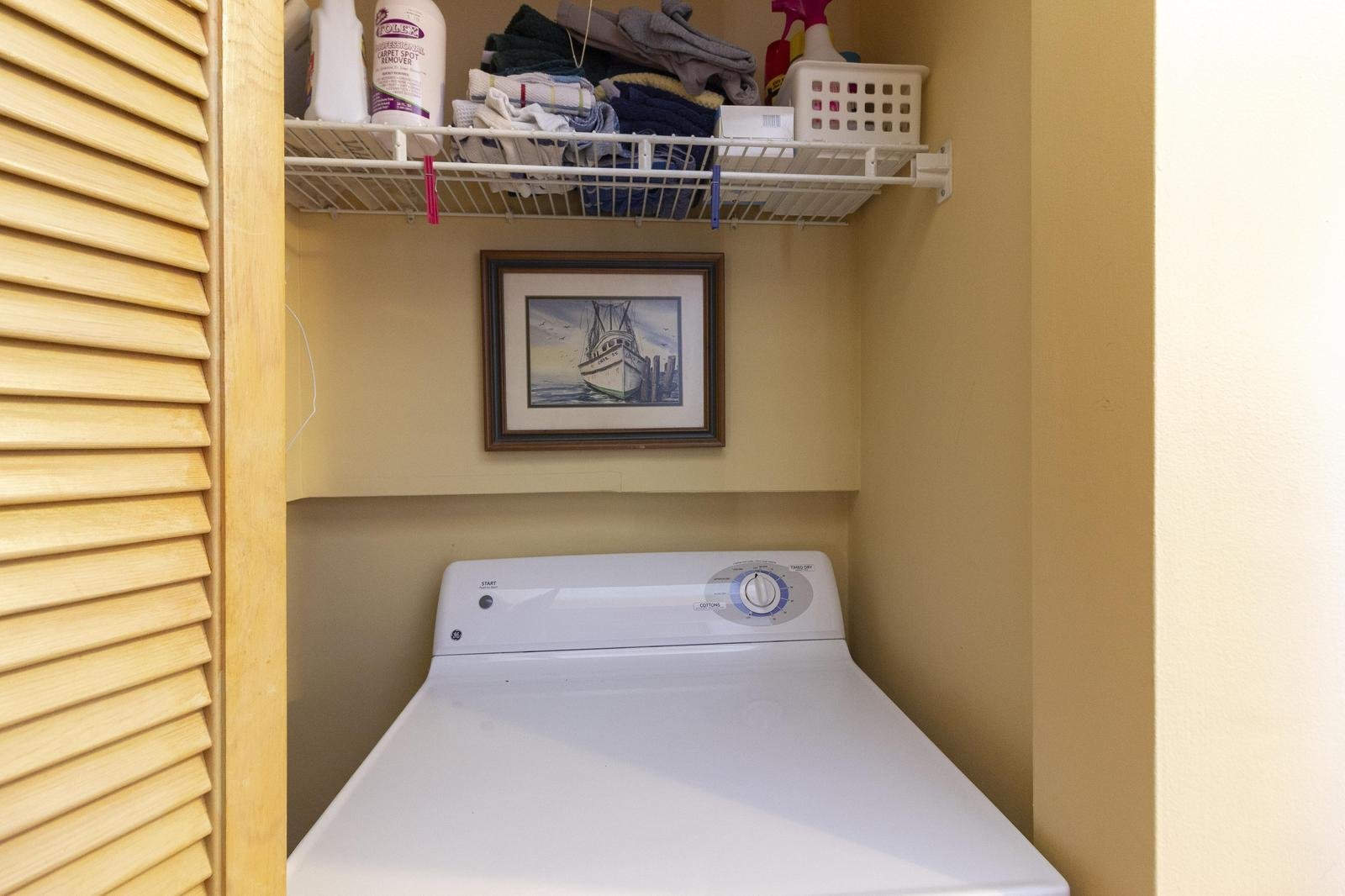 Laundry (washer/dryer)