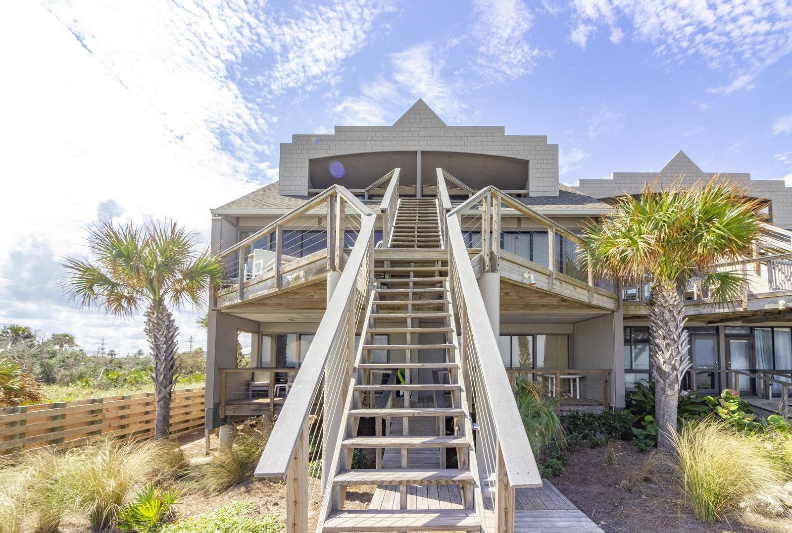 Access to beach!