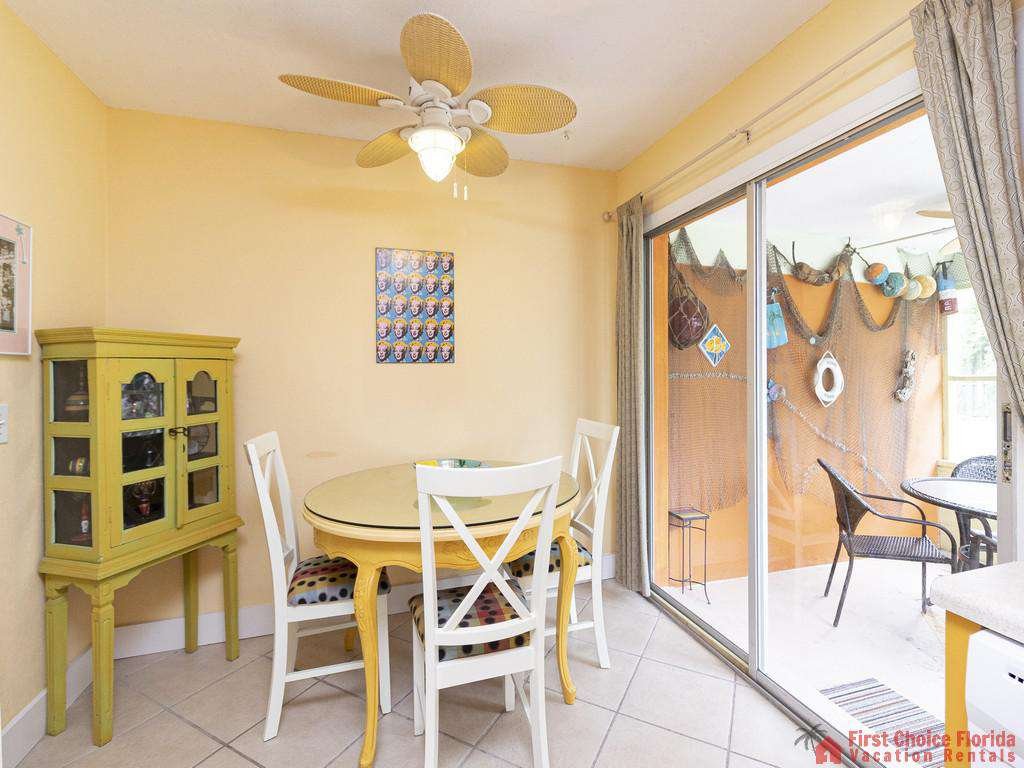 Coastal Cottage B Dining Table