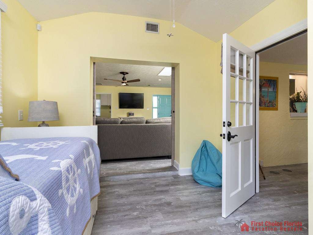 CD Beach House - Trundle in Bedroom