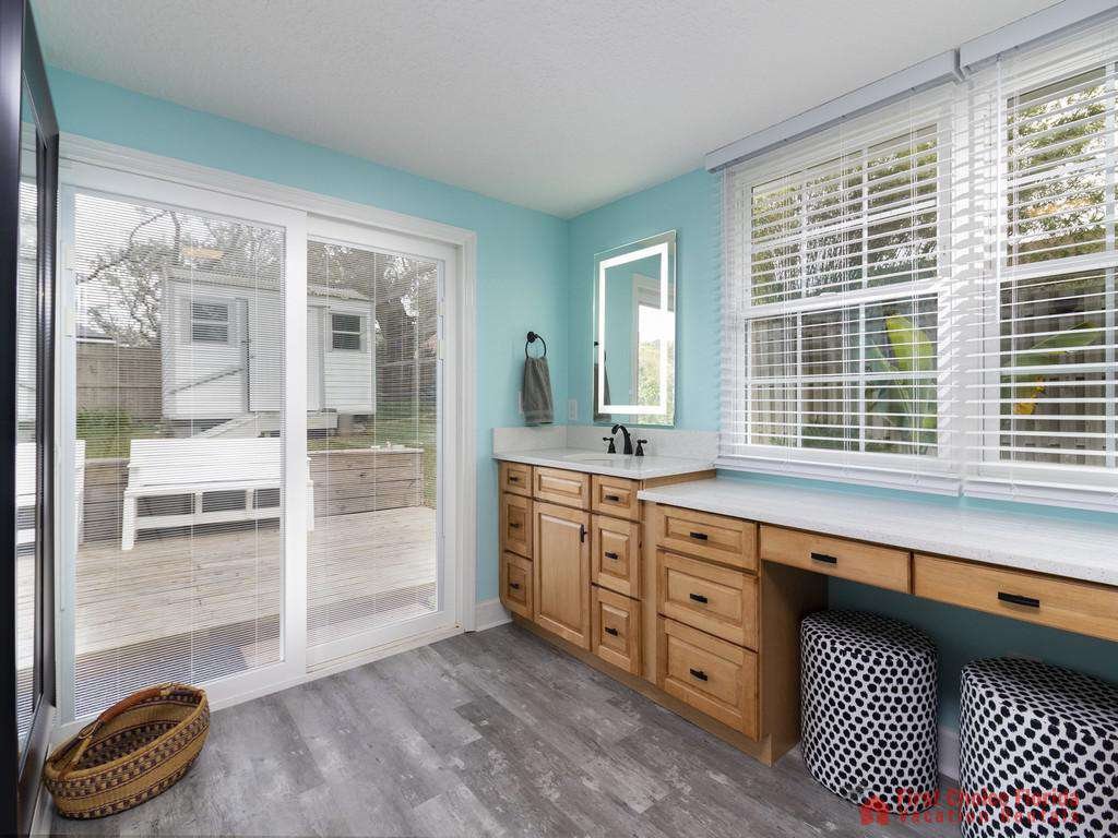CD Beach House - Master Bathroom