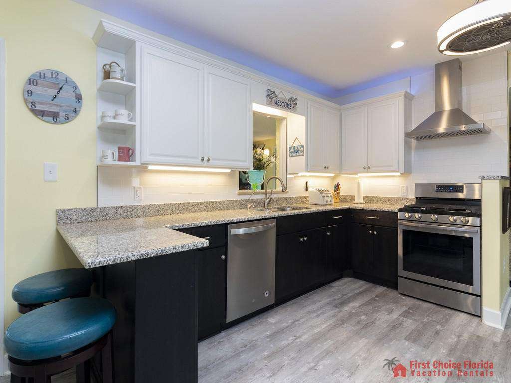 Shore Happy - Kitchen