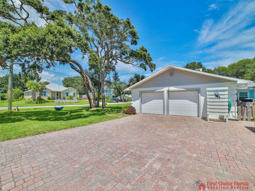 Shore Happy Garage
