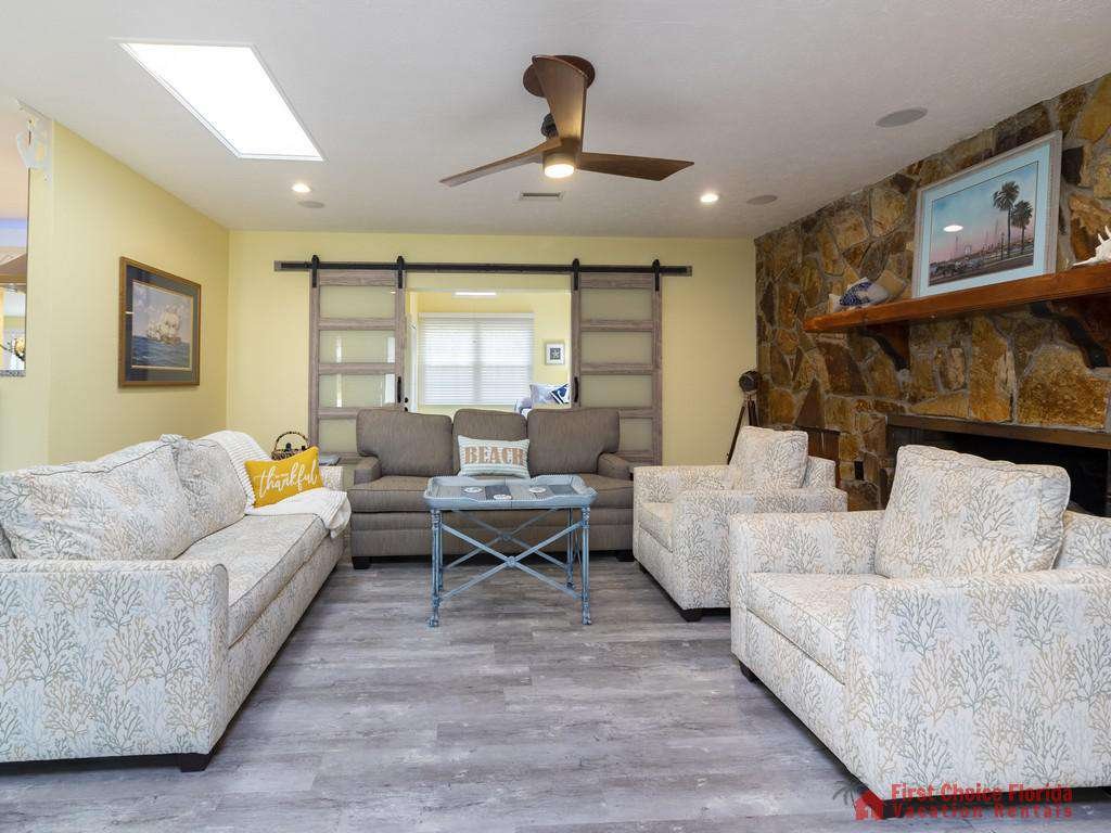 Shore Happy Family Room
