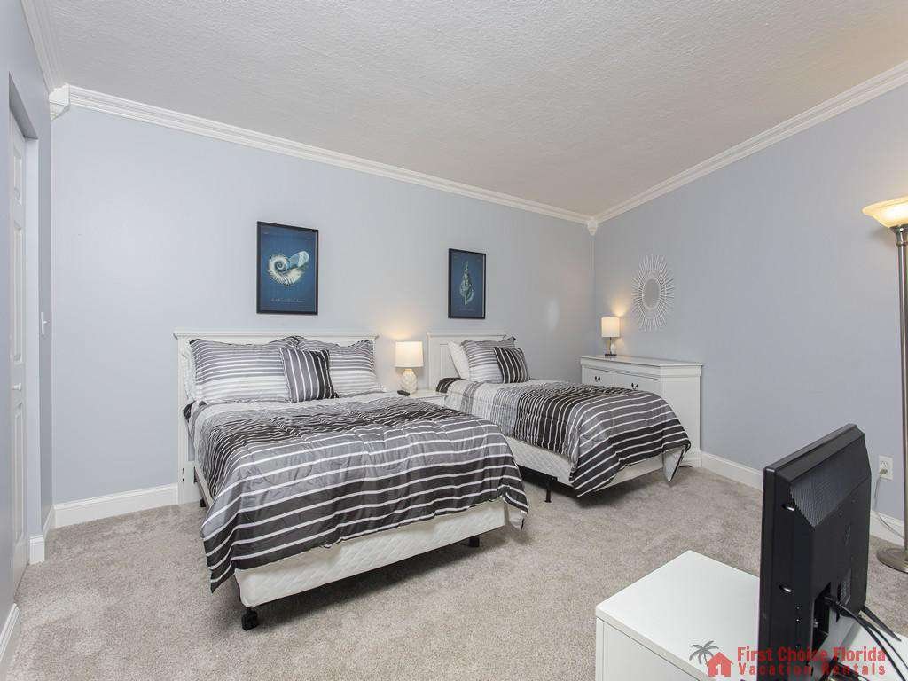 Anastasia 314 Guest Bedroom with Full and Twin Beds