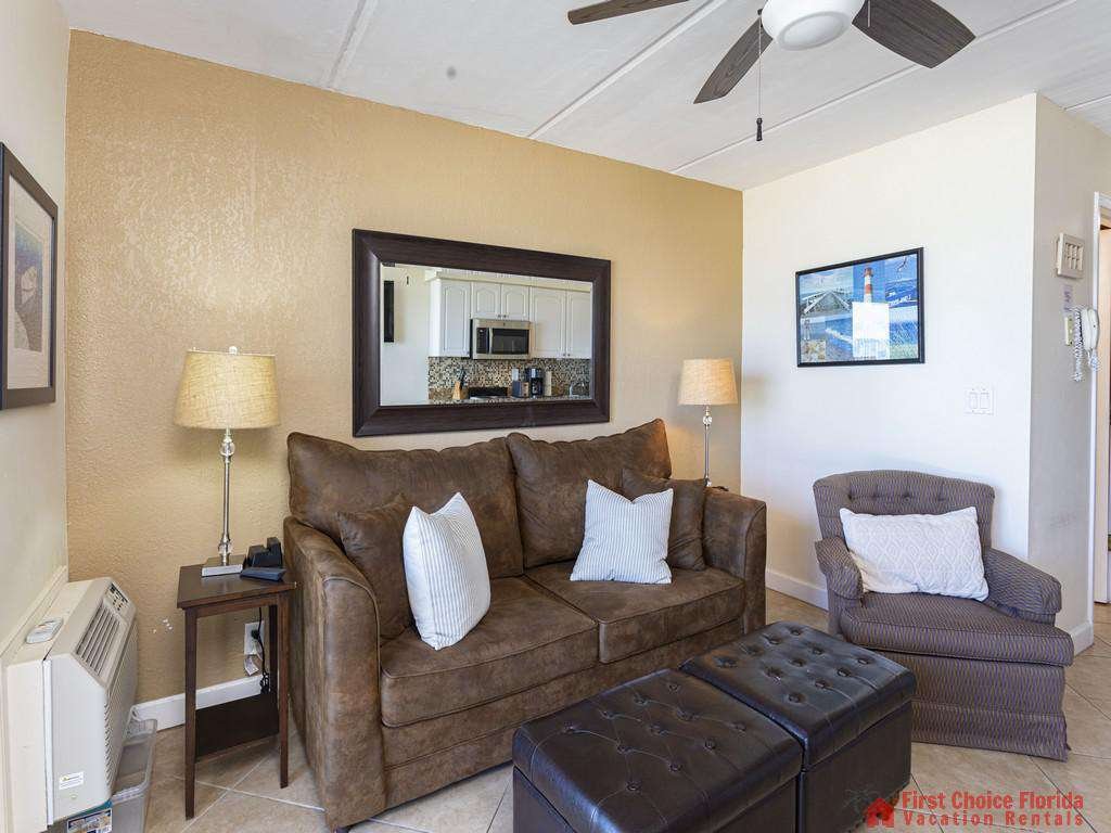 Beachers 232 - Sleeper Sofa