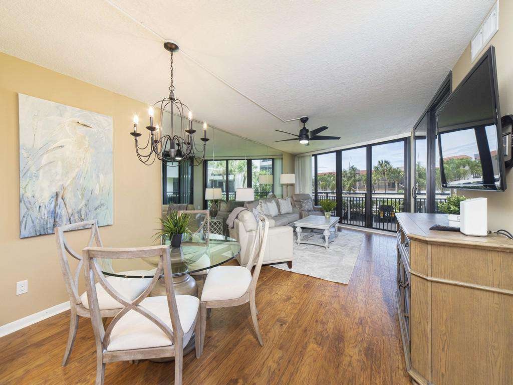 Anastasia Condos - Open Concept