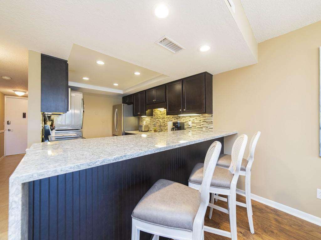 Anastasia Condos - Kitchen Bar with Seating