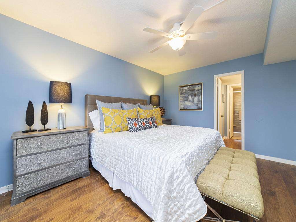 Anastasia Condos - Master Bedroom with En'Suite Bath