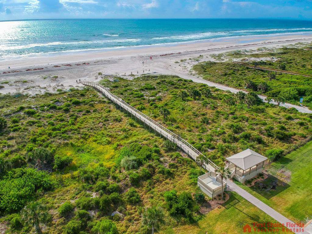 Anastasia Condos - Beach Walkover