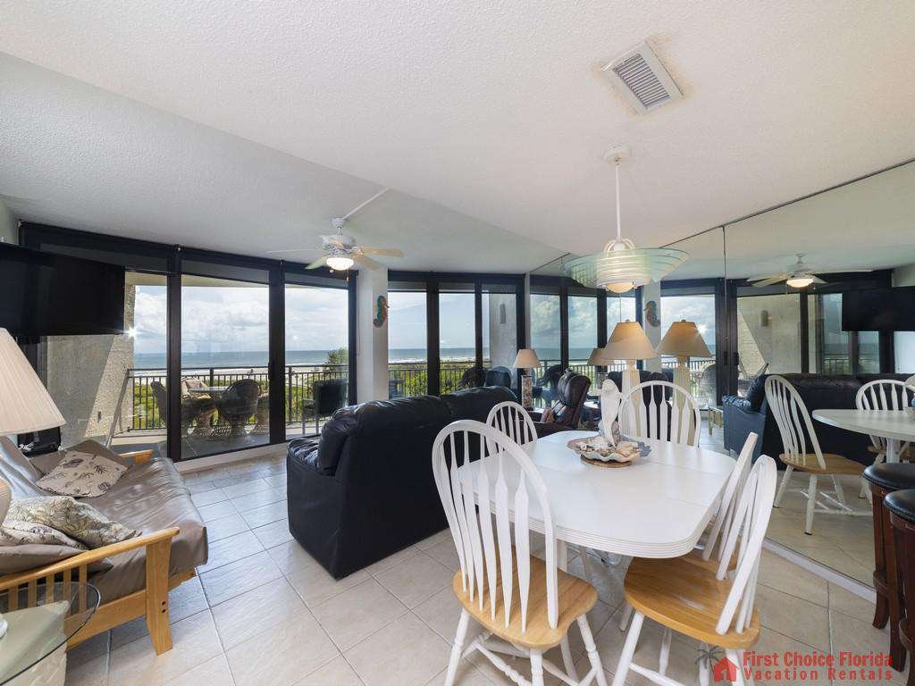 Anastasia Condo - Dining Area/Living Room