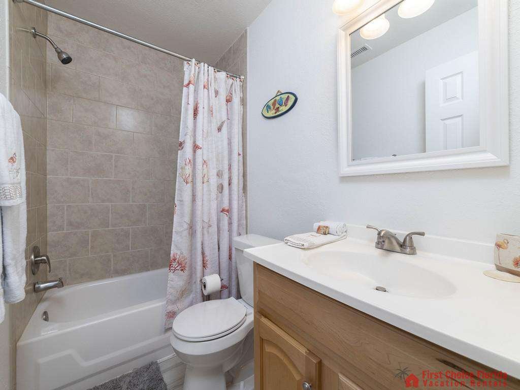Seaside Villas 28 Master Bathroom