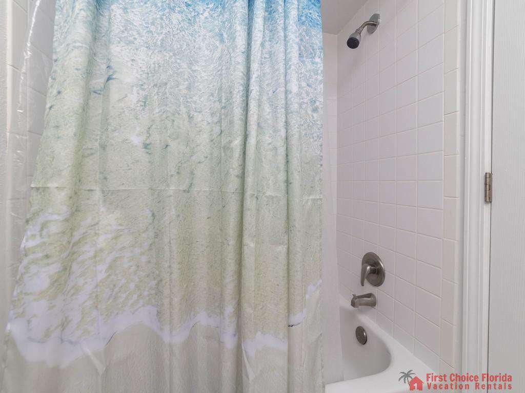 Seaside Villas 28 Bath Tub