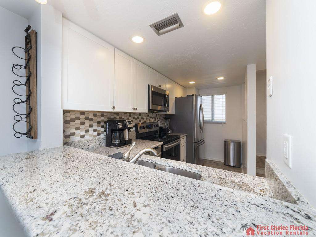 Pier Point South - Kitchen