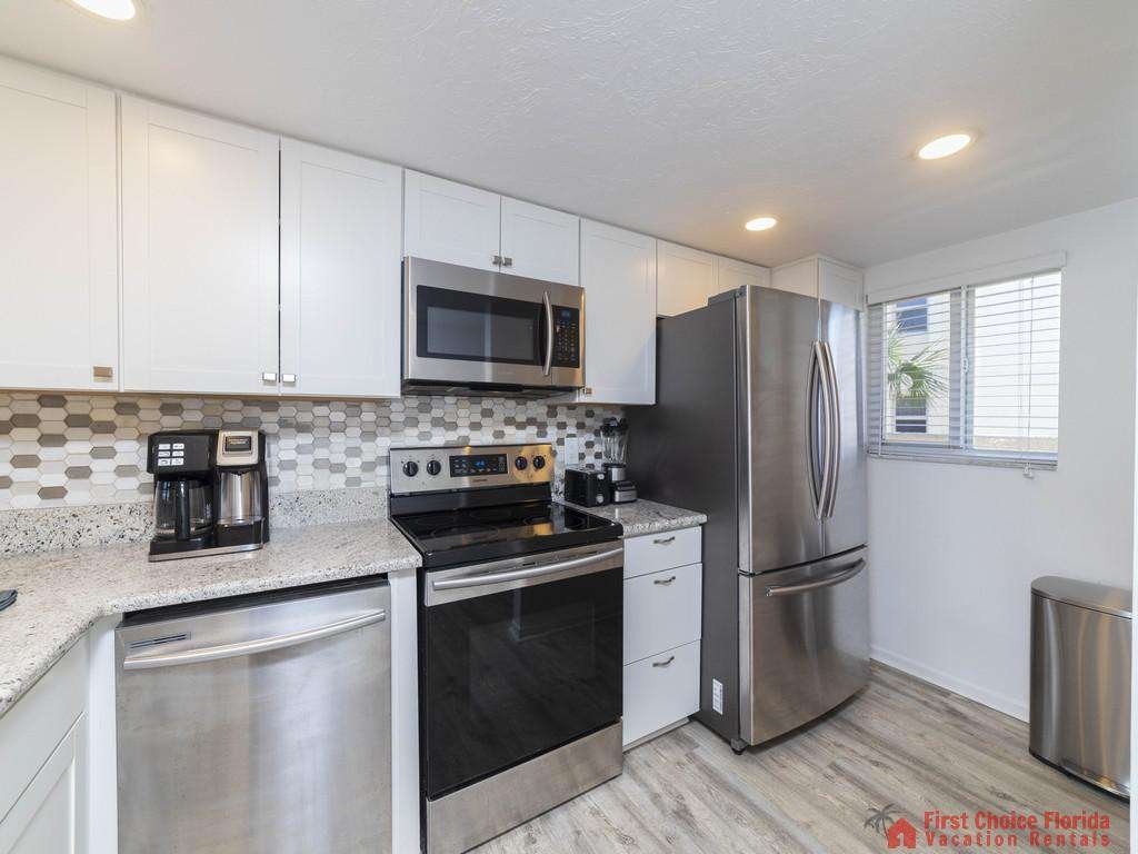 Pier Point South - Kitchen