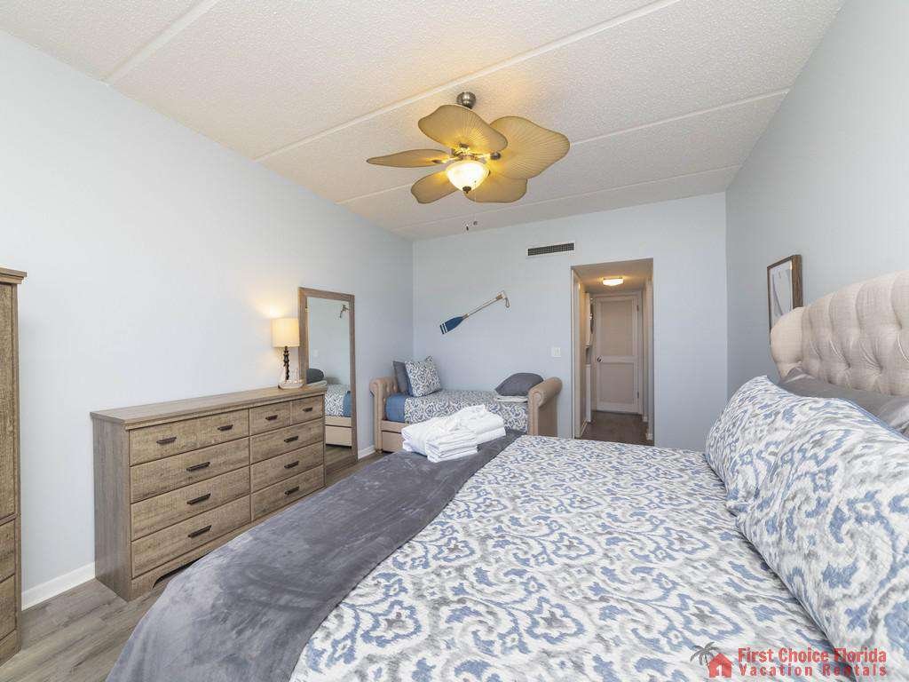 Pier Point South - Primary Bedroom