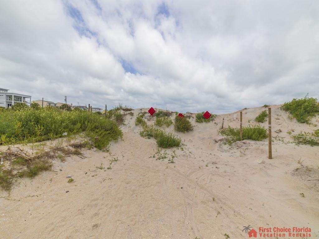 Island Surf Cottage Beach Path