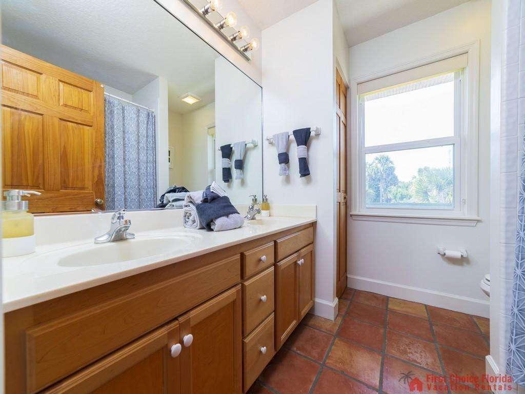 Dolphin Cove Bathroom