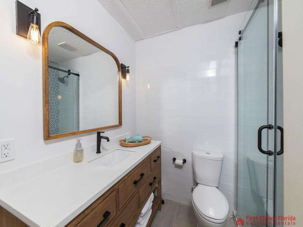 Casa Ola Vanity Bathroom