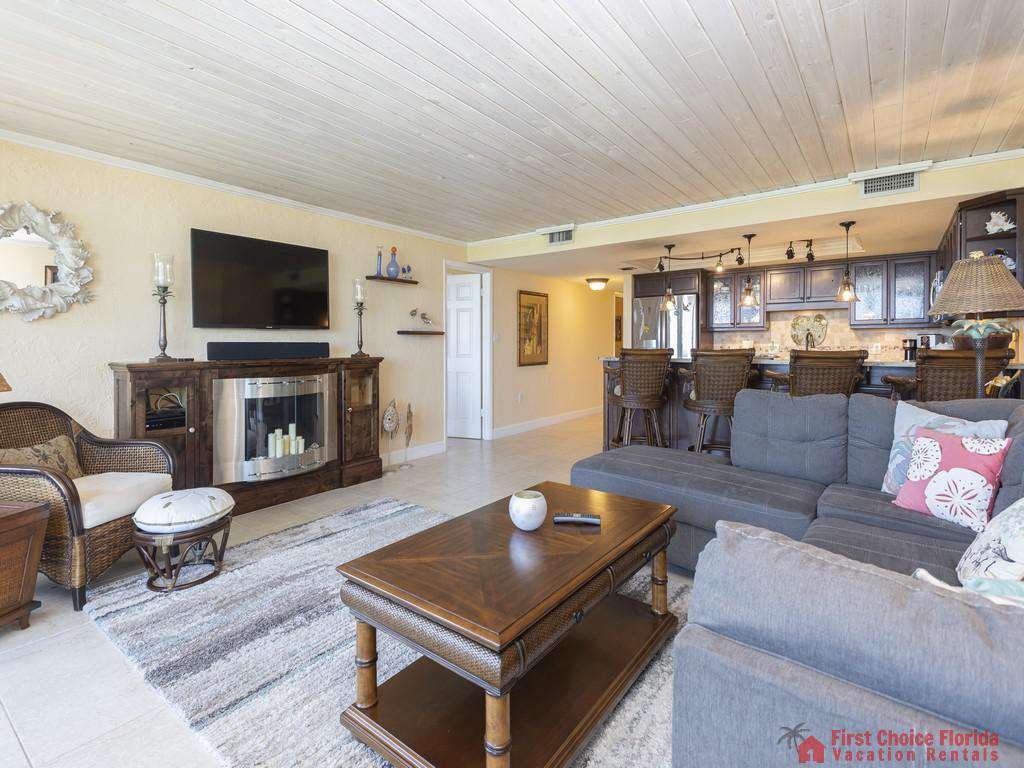 Captains Quarters - Open Concept
