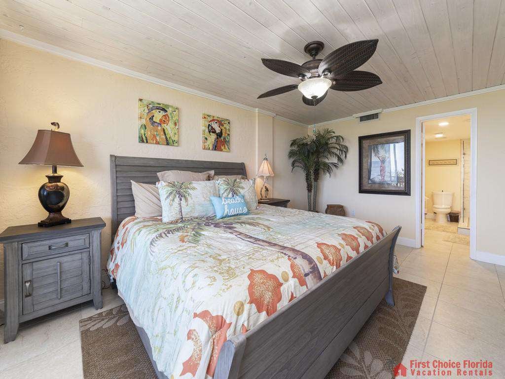 Captains Quarters - Master Bedroom