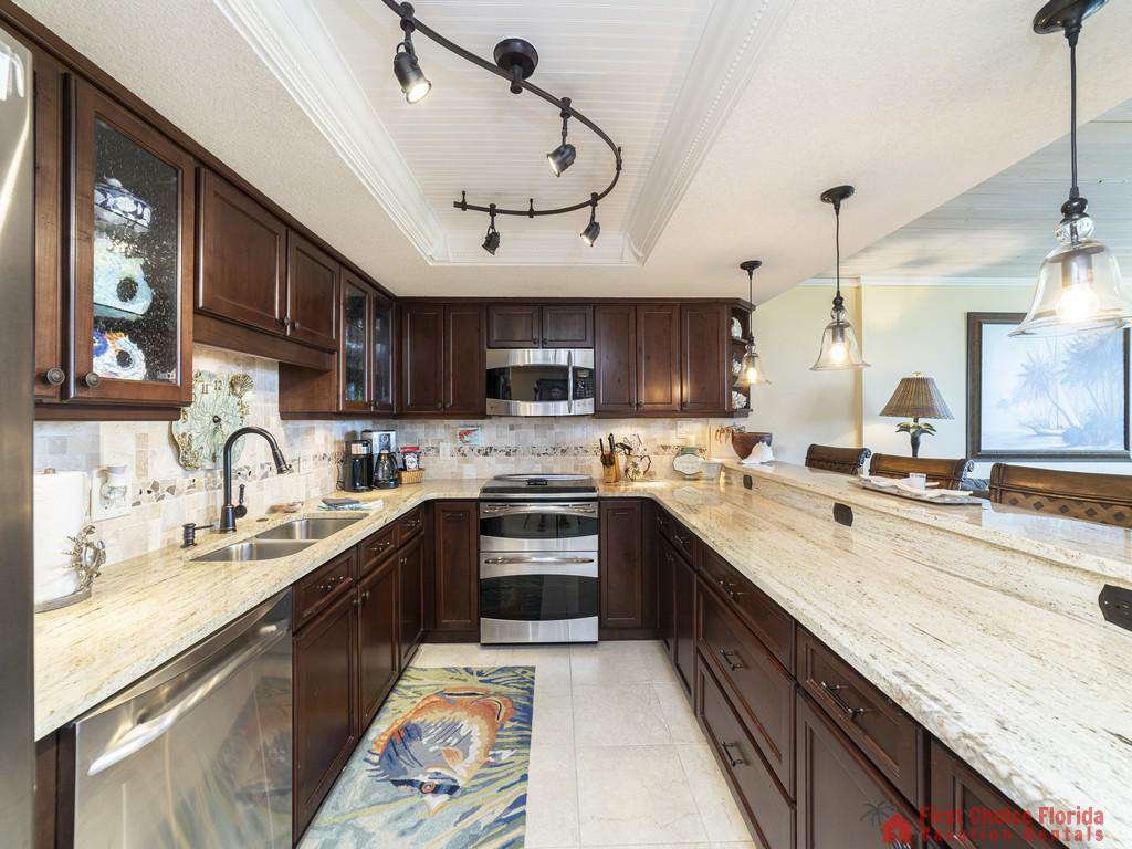 Captains Quarters - Kitchen