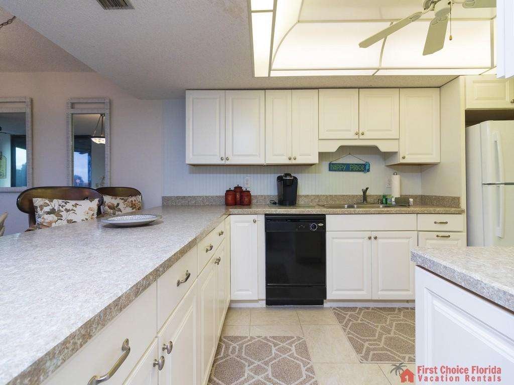 Anastasia Condos 104 Kitchen