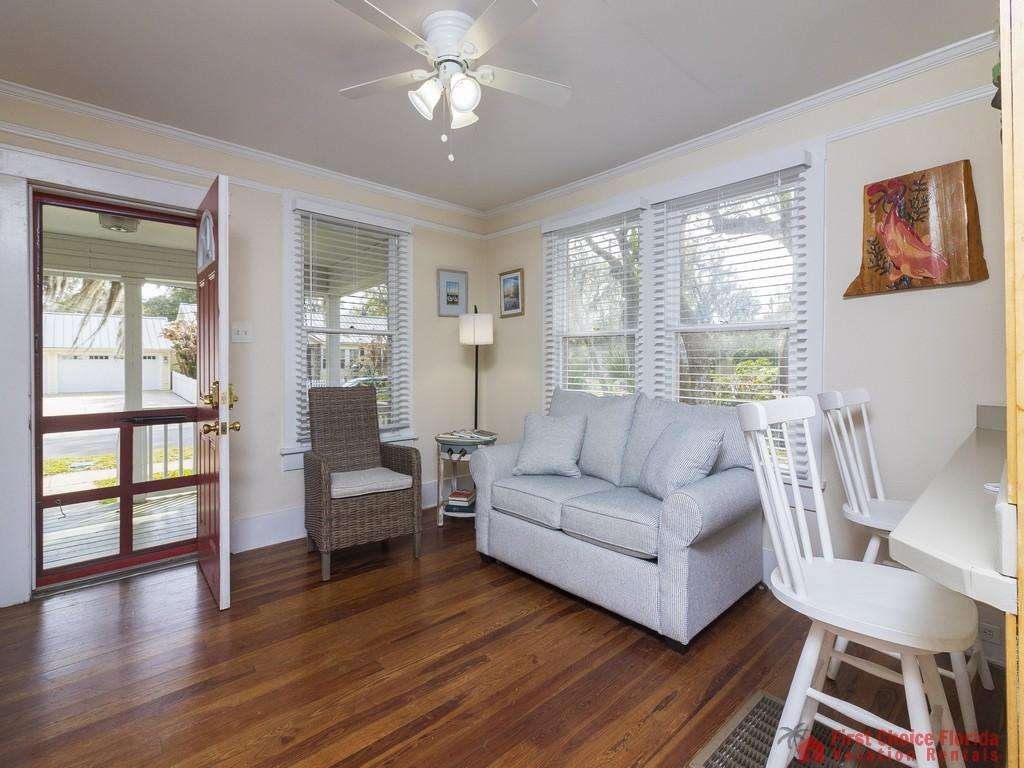 Seahorse Cottage Living Room